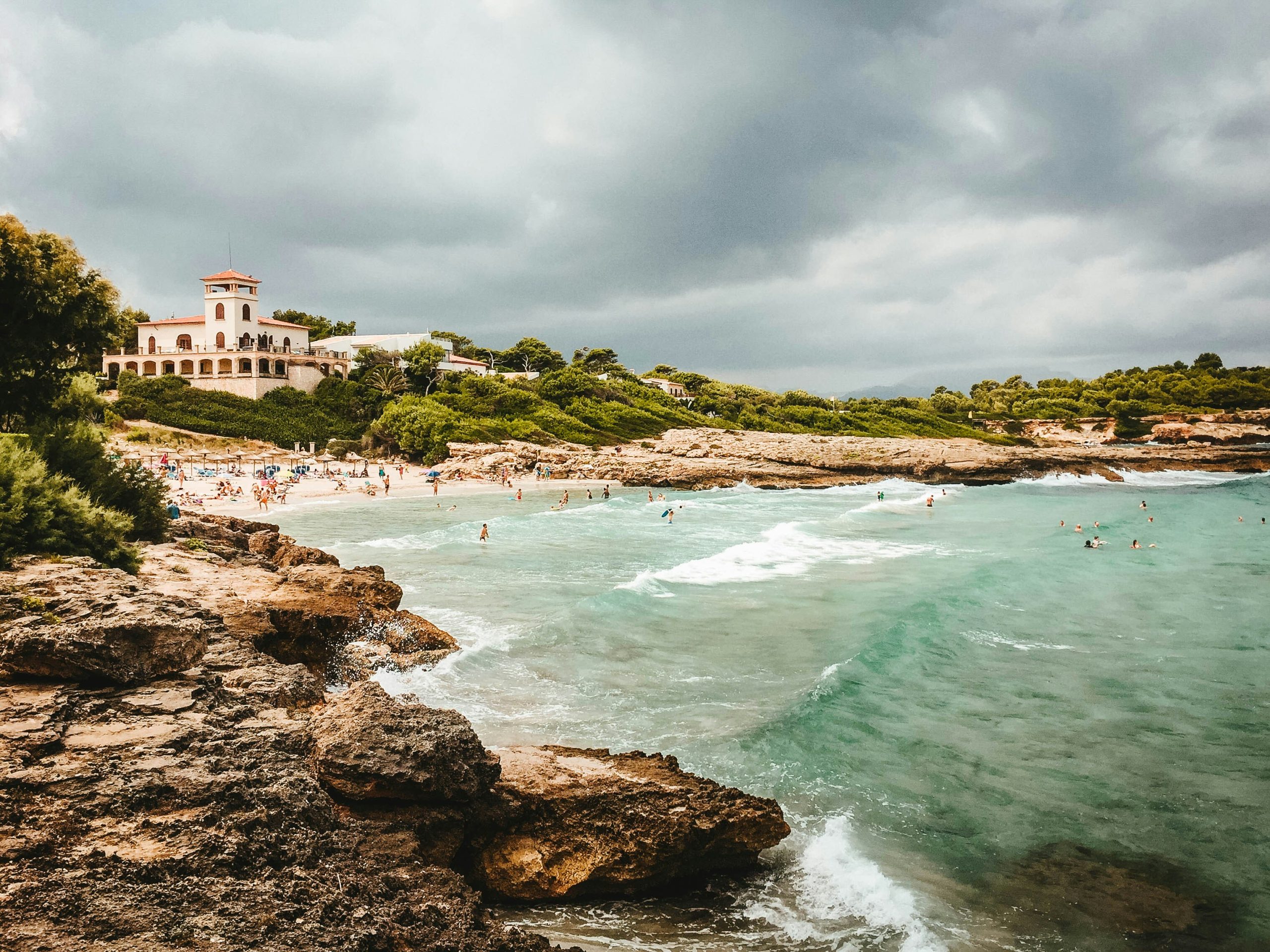 Explore Alcúdia, Mallorca – A Guide to the Island’s Historic Gem